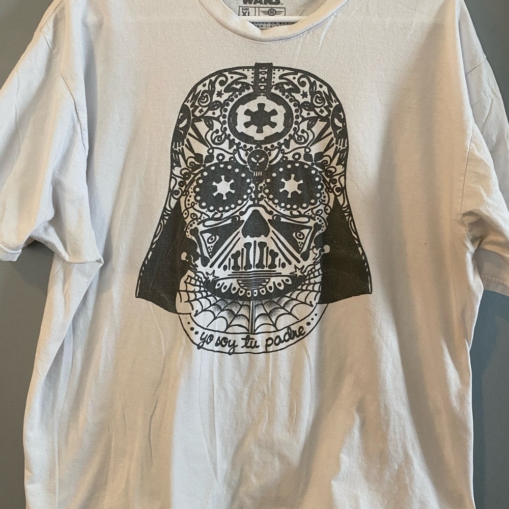 Darth Vader skull helmet ‘yo soy tu padre’ shirt
